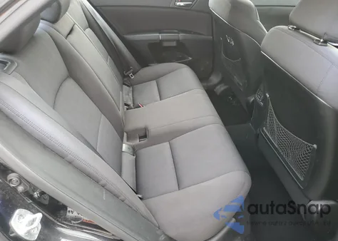 2010 Suzuki Kizashi Se z USA, uszkodzony, nr VIN JS2RF9A3XA6100078